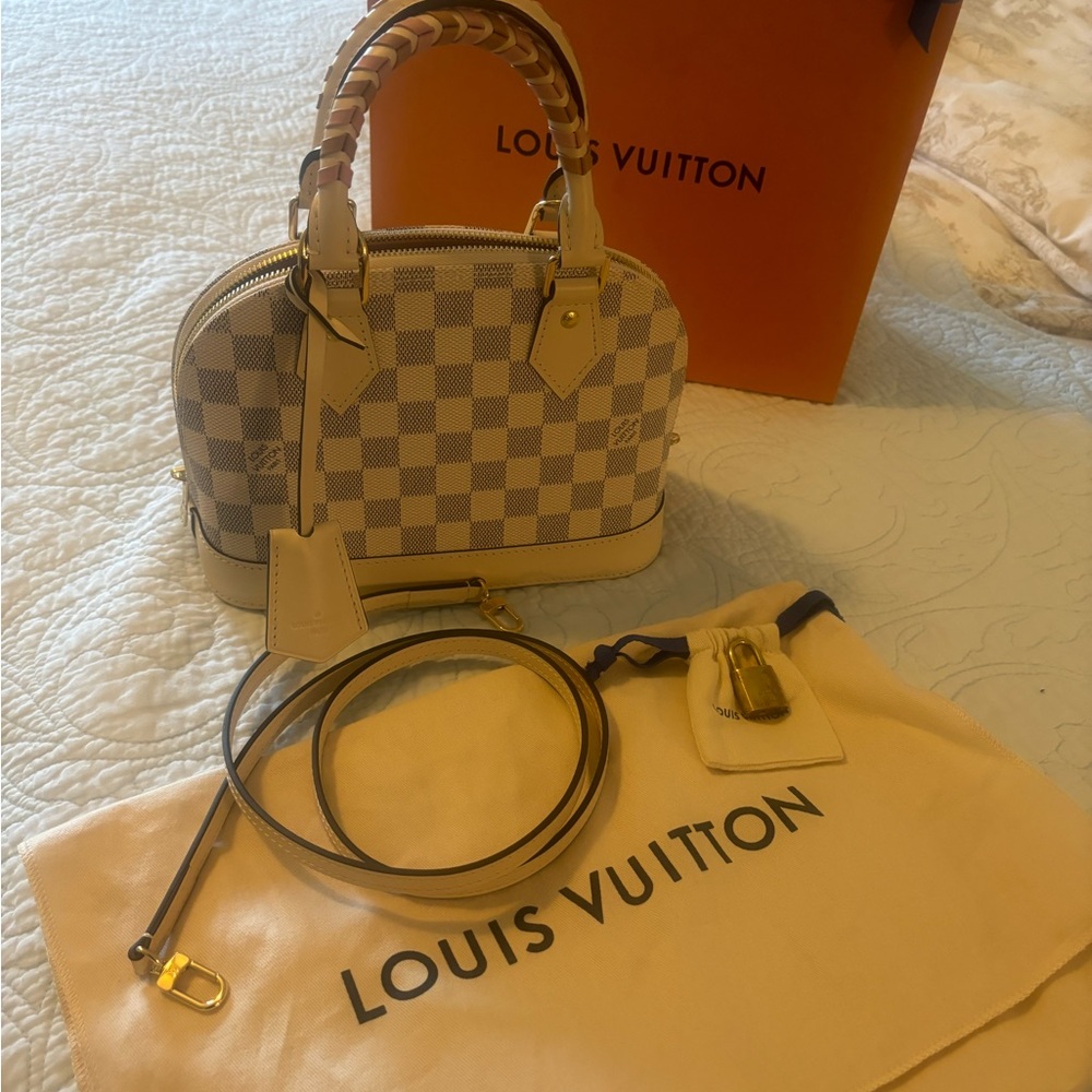 Louis Vuitton ( New in Box ) Alma BB Limited edition , Azur Damier handbag